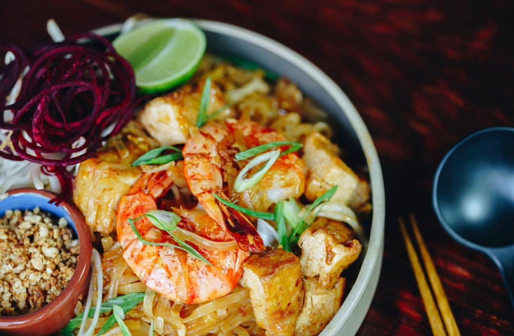 Mangrove Kitchen | restaurant | 312 Divisadero St, San Francisco, CA 94117, USA | 4155526881 OR +1 415-552-6881