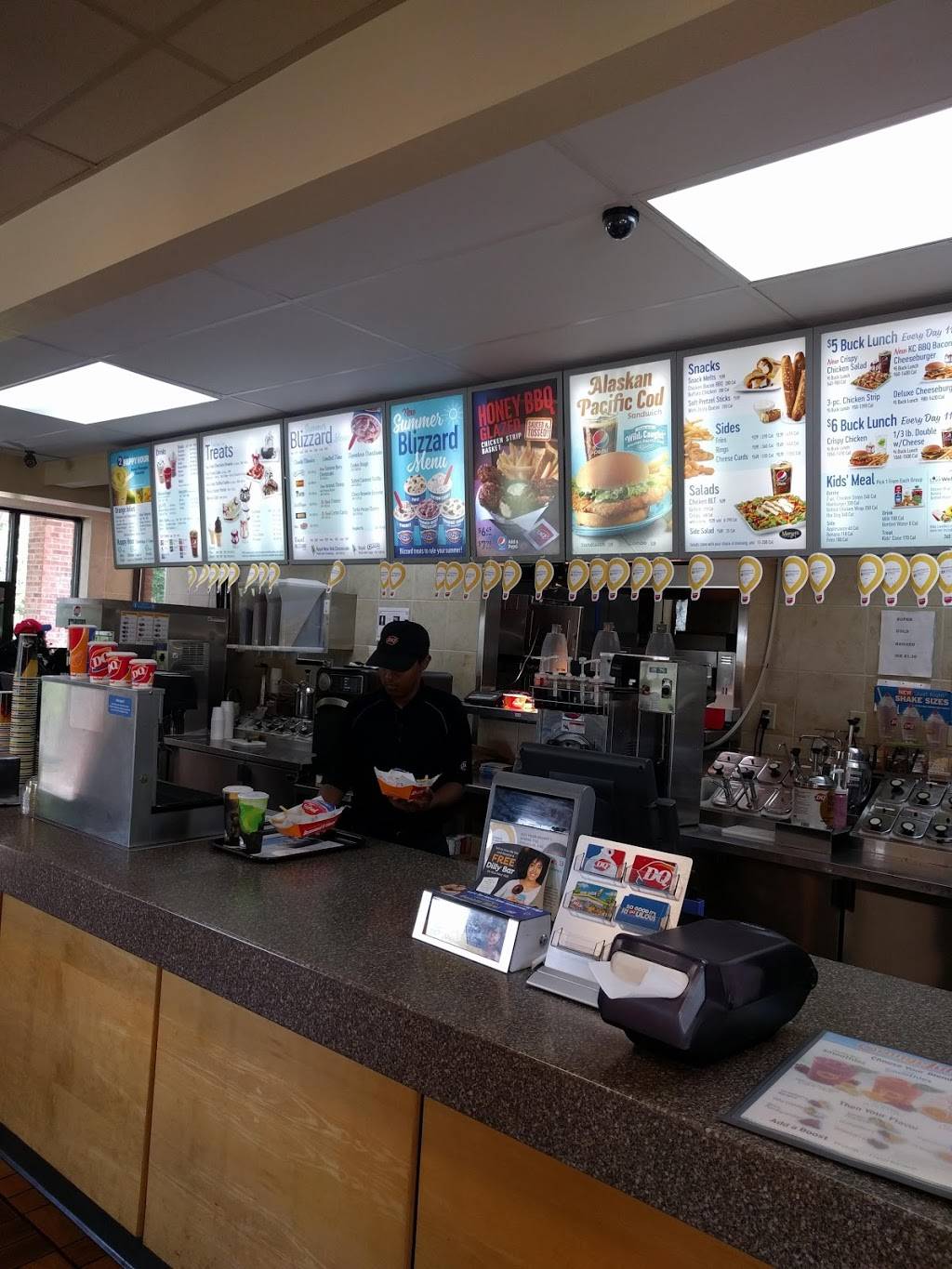 Dairy Queen Grill & Chill | restaurant | 803 E Semoran Blvd, Apopka, FL 32703, USA | 4078868558 OR +1 407-886-8558