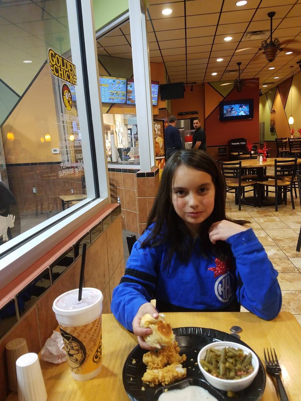 Golden Chick | meal takeaway | 26210 Canyon Golf Rd, San Antonio, TX 78260, USA | 2104819098 OR +1 210-481-9098