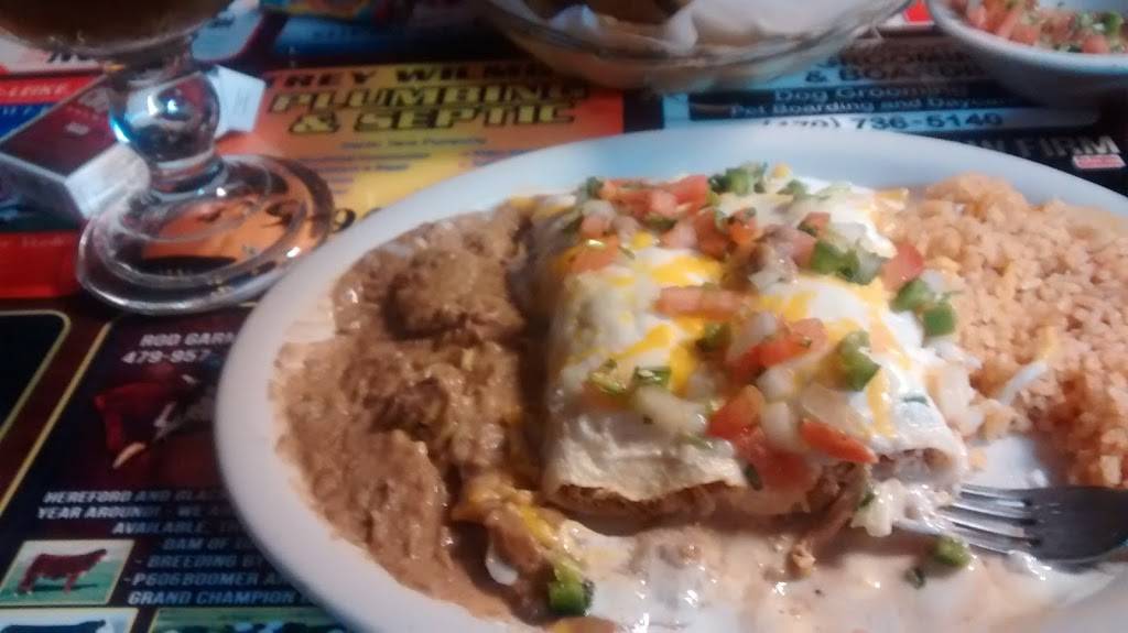 La Hacienda De Los Reyes | restaurant | 3535 US-412, Watts, OK 74964, USA | 9184224454 OR +1 918-422-4454