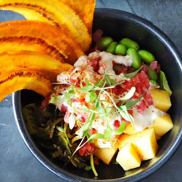 Tavern In The Square | restaurant | 318 Main St, Northborough, MA 01532, USA | 5083933111 OR +1 508-393-3111