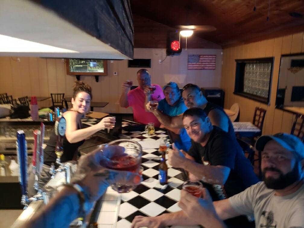 Dales Ales | restaurant | 2400 N Volusia Ave, Orange City, FL 32763, USA | 3862184450 OR +1 386-218-4450