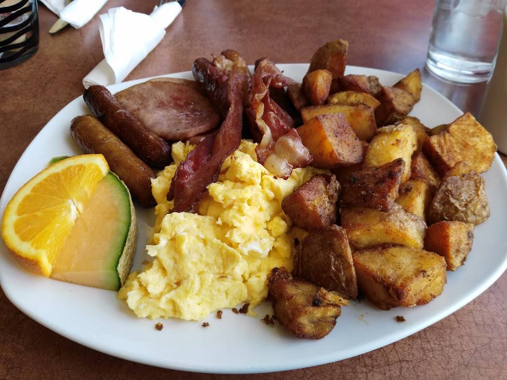 Panagios | restaurant | 1928 McCowan Rd, Scarborough, ON M1S 4K1, Canada | 4162932444 OR +1 416-293-2444