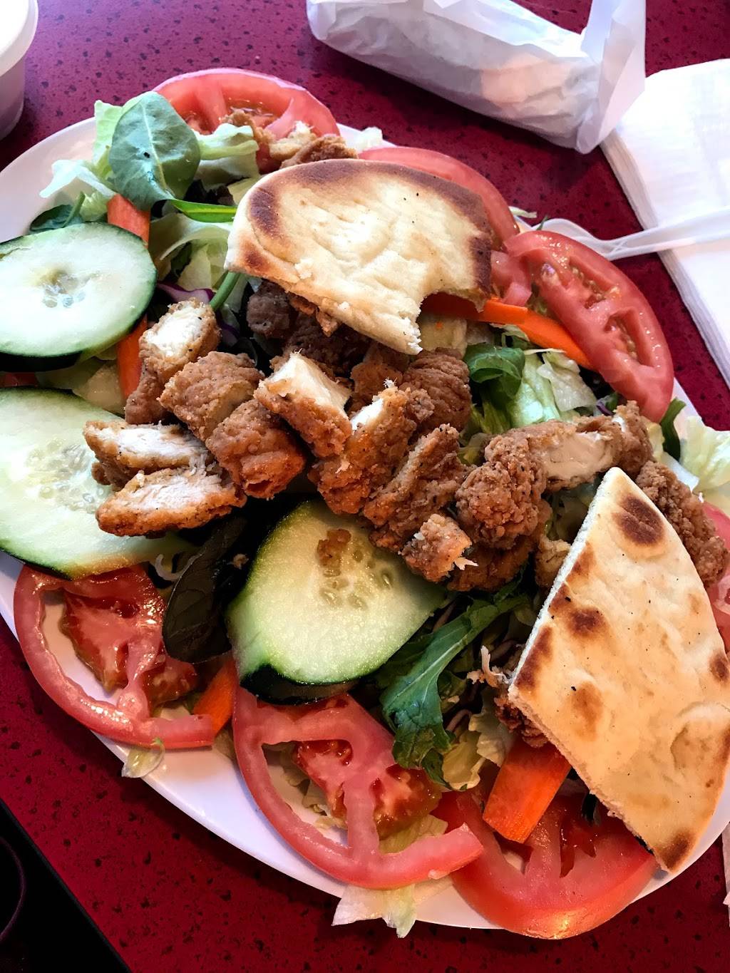 Chris Hamburgers | restaurant | 3950 Slauson Ave, Maywood, CA 90270, USA | 3235881607 OR +1 323-588-1607