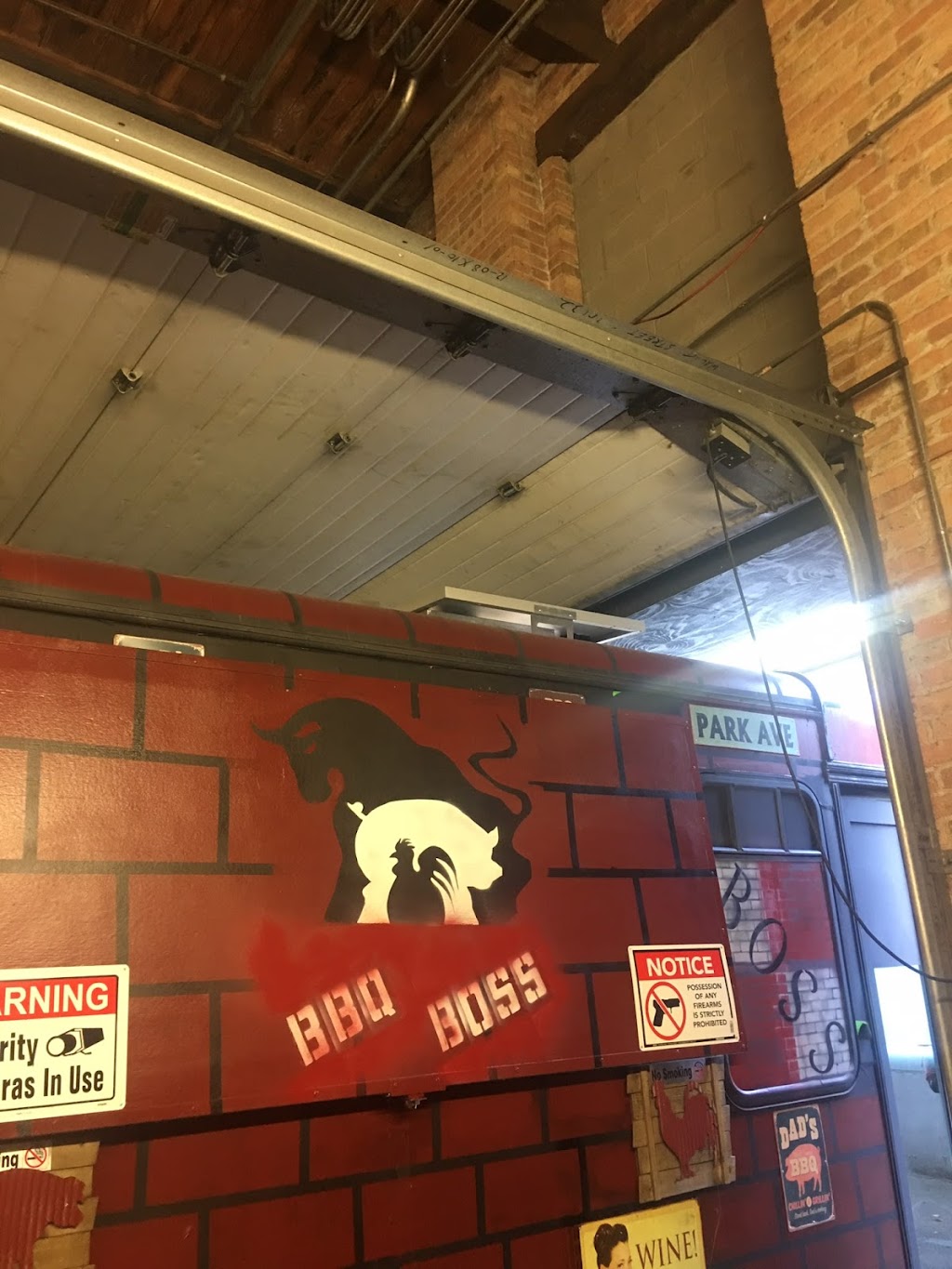 Barbecue Boss | meal takeaway | 150 S Wacker Dr, Chicago, IL 60606, USA | 3126233049 OR +1 312-623-3049