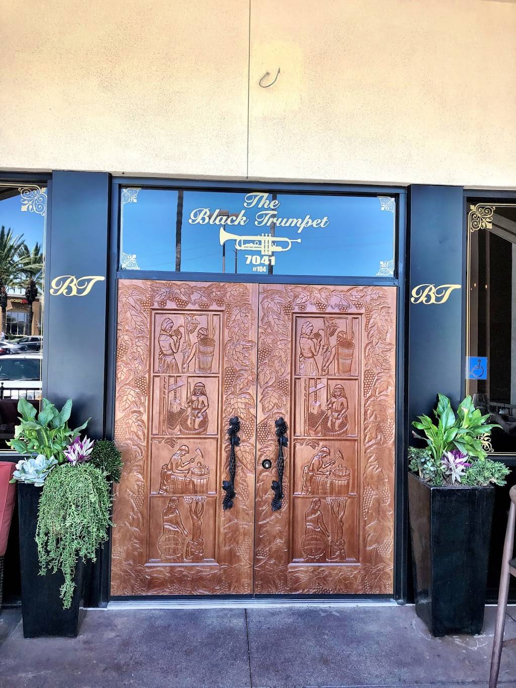 The Black Trumpet Bistro Tapas & Wine Bar | restaurant | 7041 Yorktown Ave #104, Huntington Beach, CA 92648, USA | 7148421122 OR +1 714-842-1122