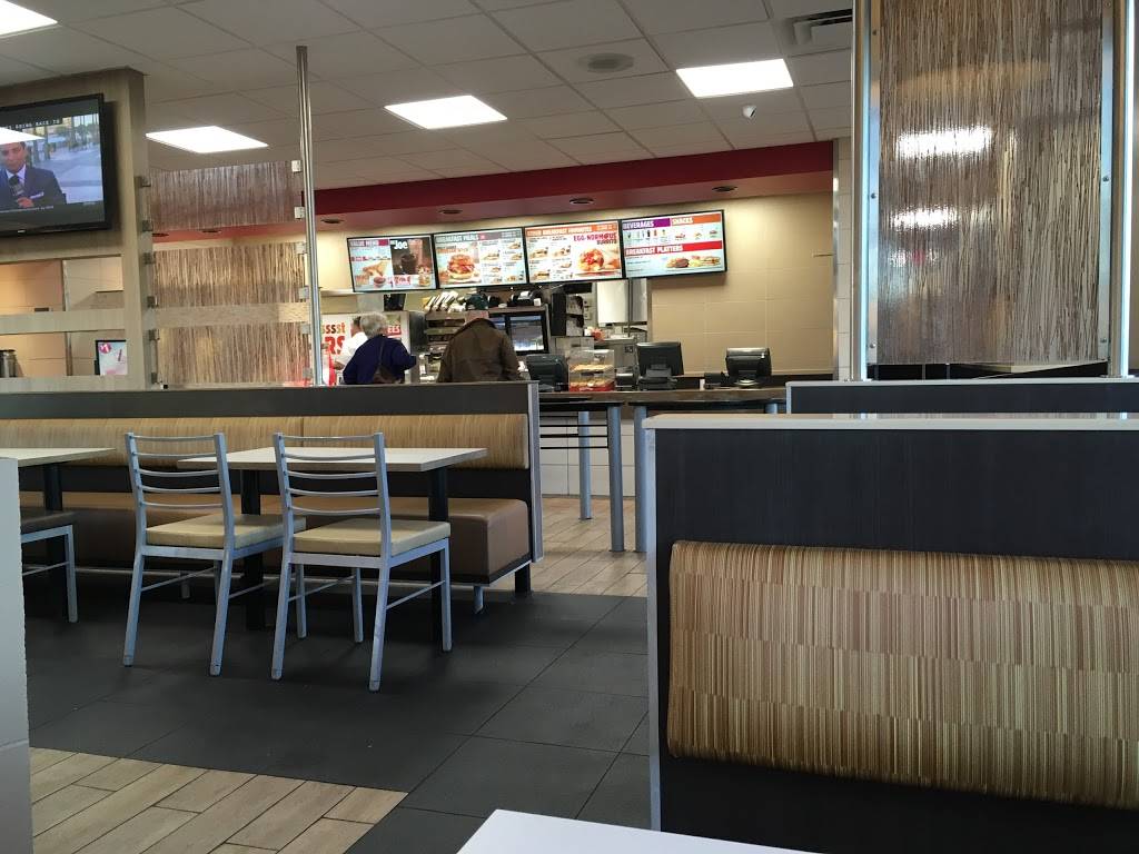 Burger King | restaurant | 2965 N Dale Mabry Hwy, Tampa, FL 33607, USA | 8136447155 OR +1 813-644-7155