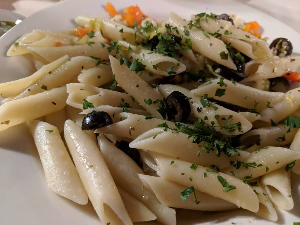 Sabatinos Italian Restaurant | restaurant | 901 Fawn St, Baltimore, MD 21202, USA | 4107272667 OR +1 410-727-2667