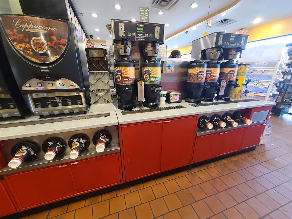 Dodges | restaurant | 4774 US-84, Vidalia, LA 71373, USA | 3183367401 OR +1 318-336-7401