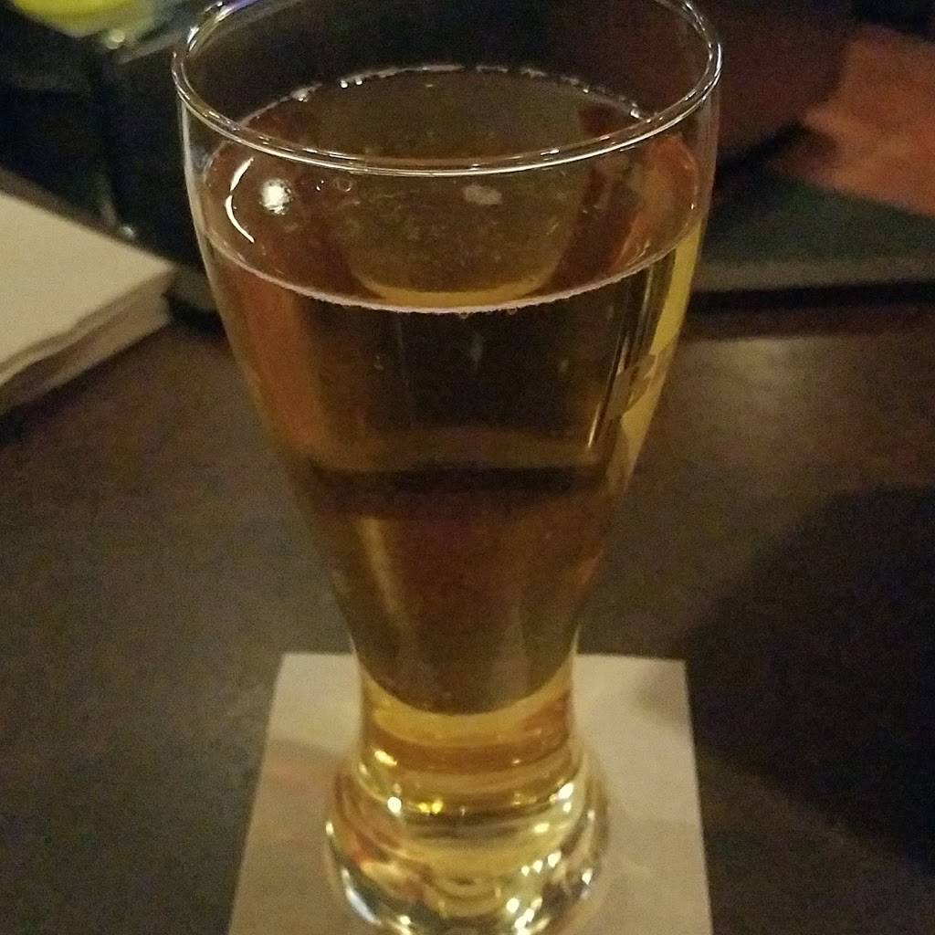 Applebees Grill + Bar | restaurant | 5870 East Broadway Park Mall, Building E, Tucson, AZ 85711, USA | 5207509780 OR +1 520-750-9780