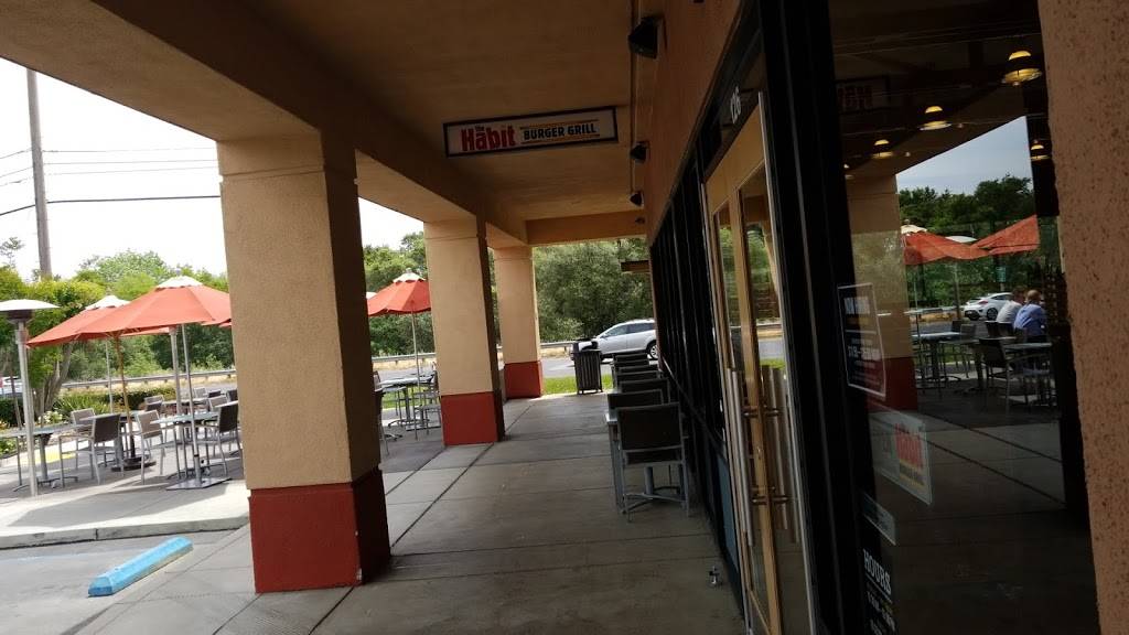 The Habit Burger Grill | meal takeaway | 1115 E Bidwell St, Folsom, CA 95630, USA | 9169833028 OR +1 916-983-3028