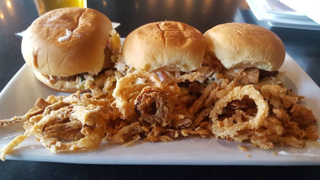 Park Tavern | restaurant | 1645 W Jackson Blvd, Chicago, IL 60612, USA | 3122434276 OR +1 312-243-4276