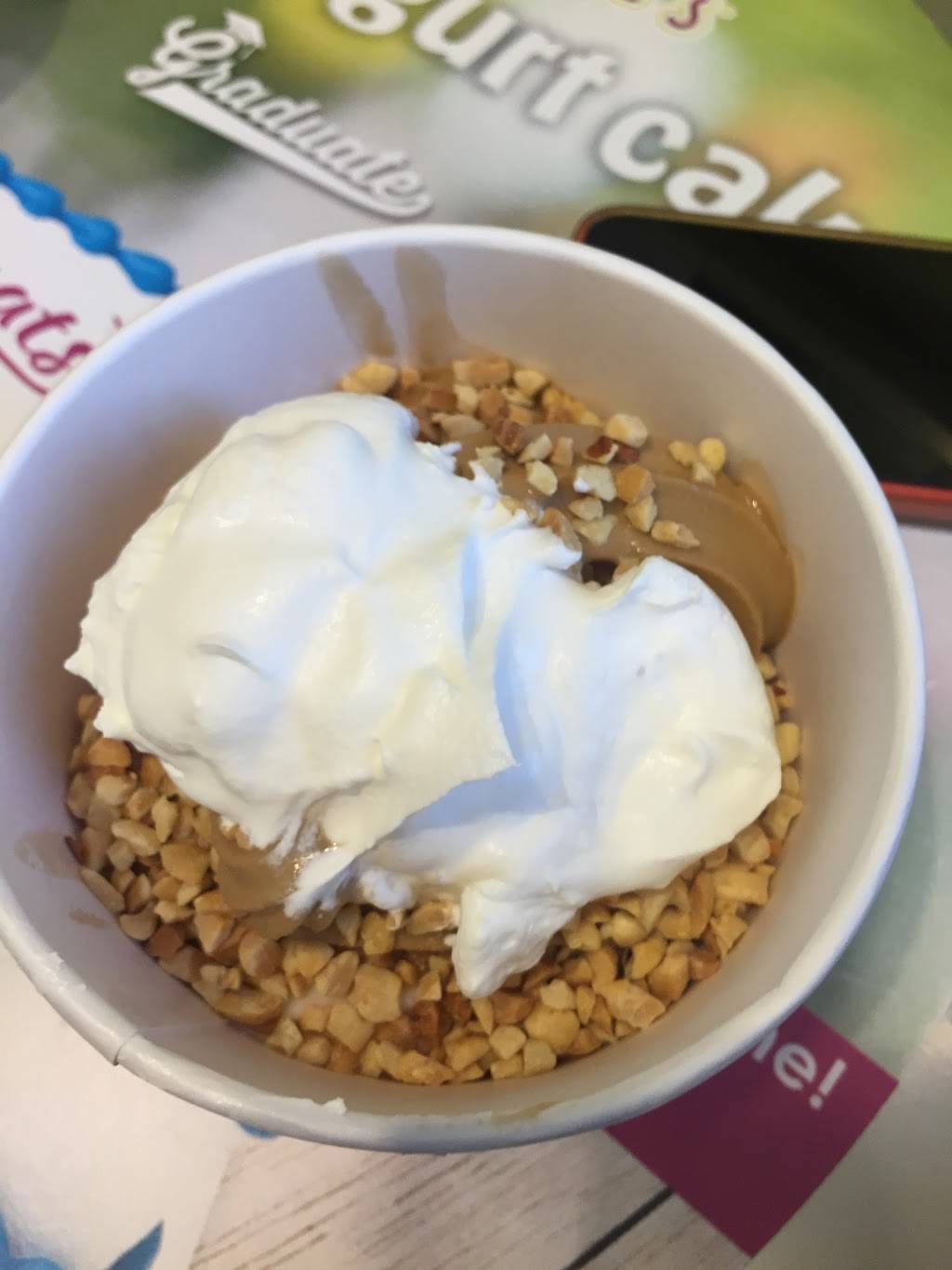 Menchies Frozen Yogurt | bakery | 20968 Ventura Blvd, Woodland Hills, CA 91364, USA | 8188871777 OR +1 818-887-1777