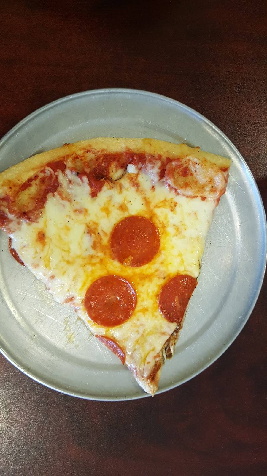 Nickys Pizzeria & Italian Restaurant | restaurant | 2 Park of Commerce Blvd Suite C, Savannah, GA 31405, USA | 9123580248 OR +1 912-358-0248