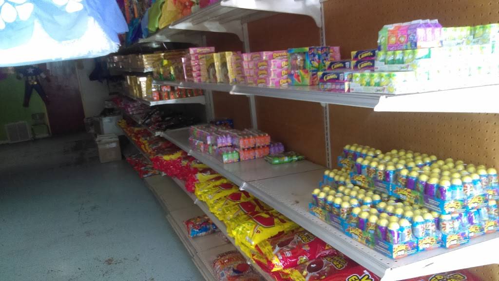 Casa De Pinata | restaurant | 2219 Lead Ave SE, Albuquerque, NM 87106, USA | 5052686625 OR +1 505-268-6625