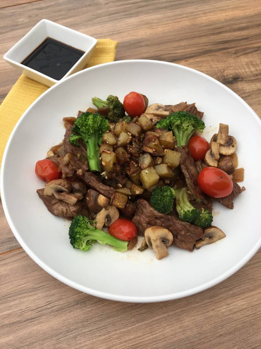 Mediterranean Mixta | restaurant | 1110 Elliott Ave W, Seattle, WA 98119, USA | 2064287791 OR +1 206-428-7791