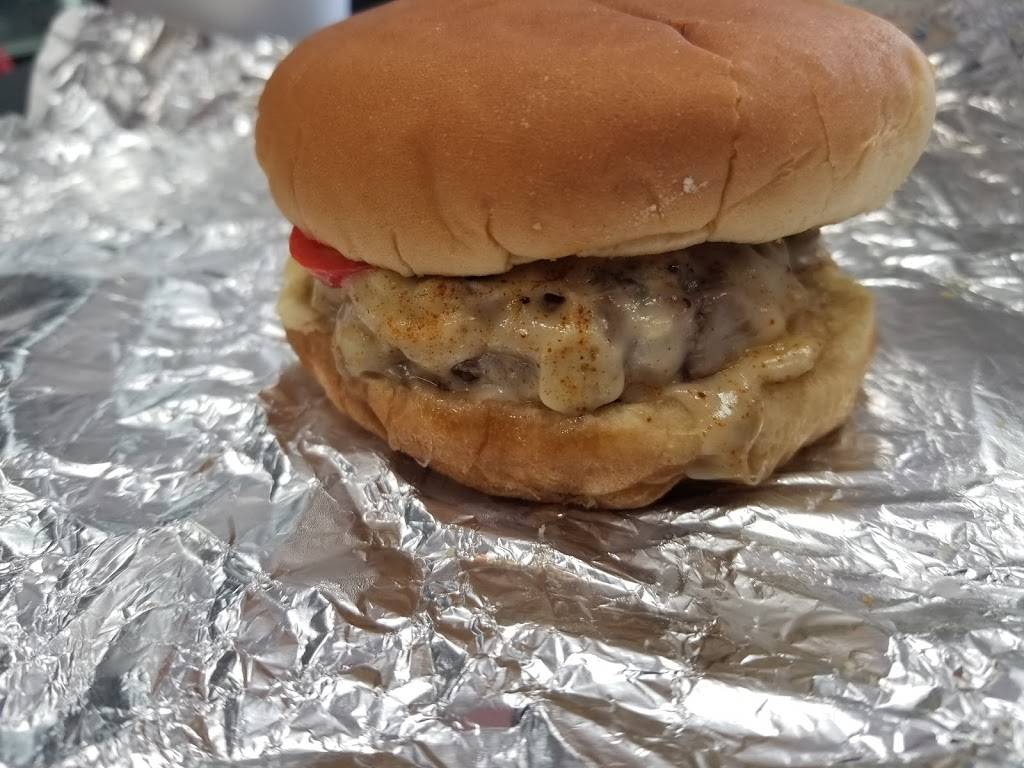 Fergies Burgers, Fries & Pies | restaurant | 1700 Romick Pkwy, Findlay, OH 45840, USA | 5672508657 OR +1 567-250-8657