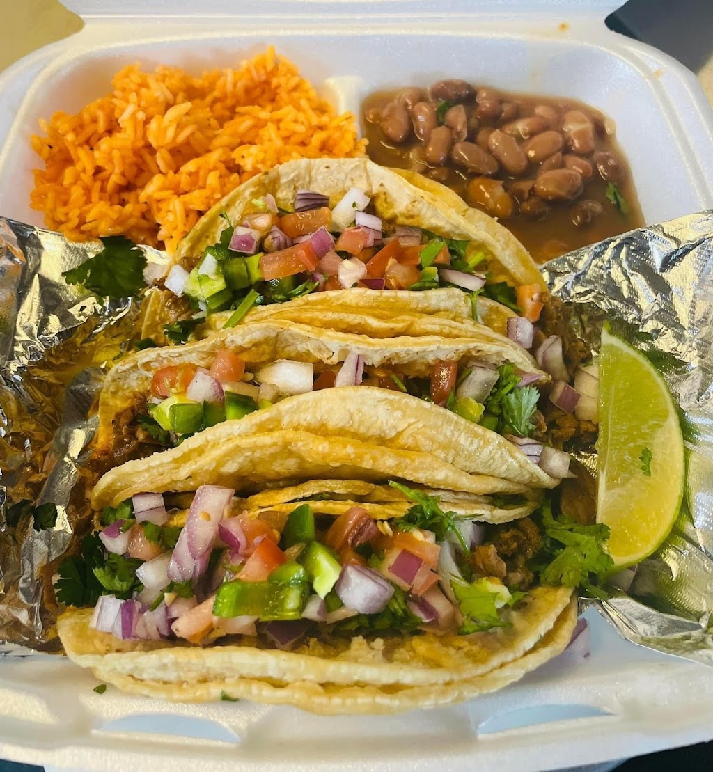 The Taco Spot | restaurant | 740 W Broad St, Cookeville, TN 38501, USA | 9313190560 OR +1 931-319-0560