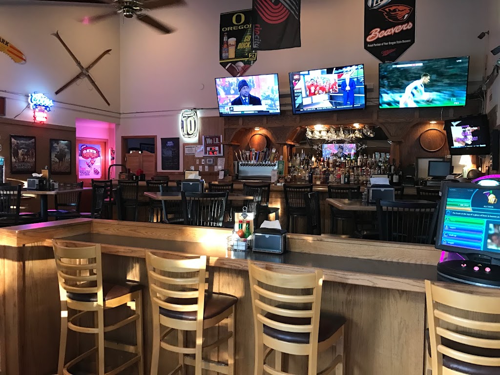 Takodas Restaurant & Lounge | restaurant | 425 US-20, Sisters, OR 97759, USA | 5415498620 OR +1 541-549-8620