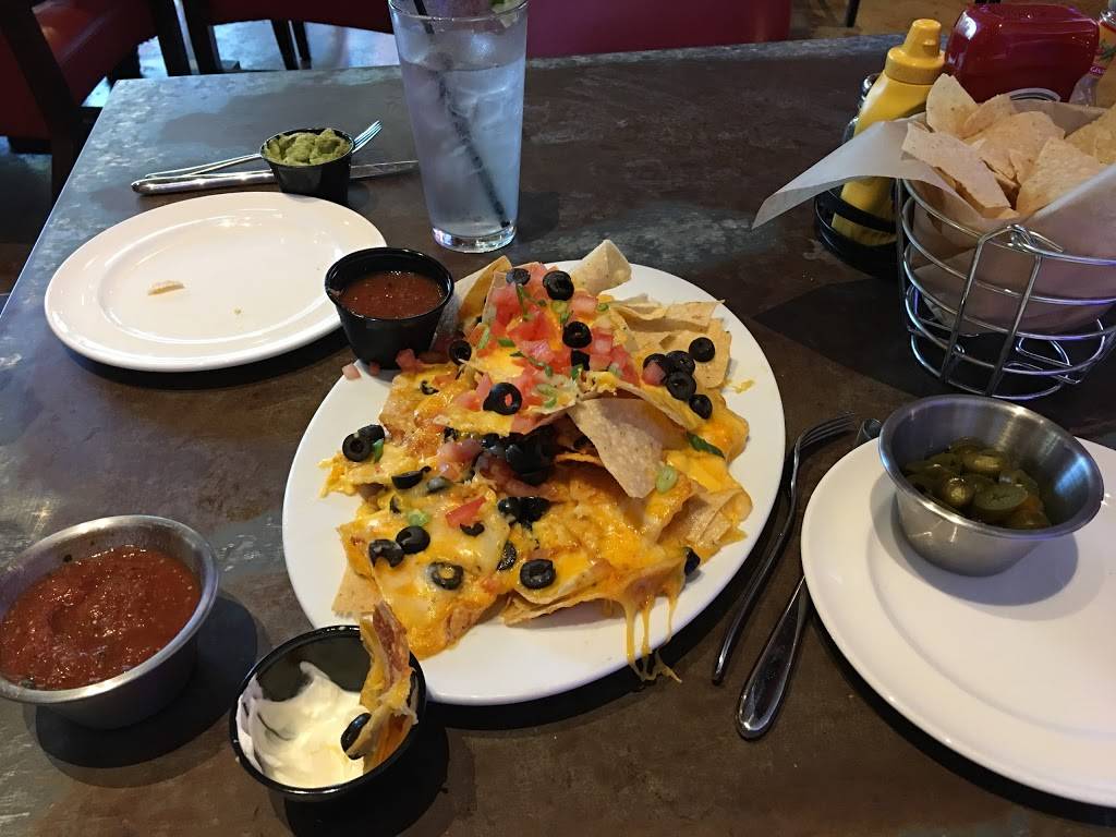 High Velocity | restaurant | 23808 Resort Pkwy, San Antonio, TX 78259, USA | 2104915845 OR +1 210-491-5845