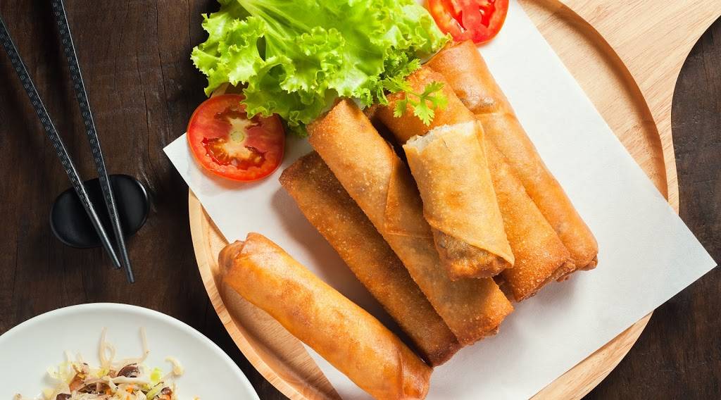 Eggroll Palace, LLC | restaurant | 124 North Broadway BB, De Pere, WI 54115, USA | 9206324321 OR +1 920-632-4321