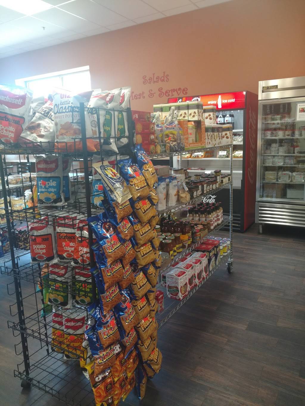 DiCaras Deli | meal takeaway | 1349 Main St, Reading, MA 01867, USA | 7819444400 OR +1 781-944-4400