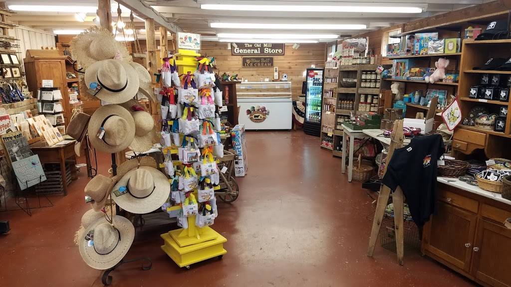 Longleaf Craft Kitchen & Bar | restaurant | 314 Wimberley Square, Wimberley, TX 78676, United States | 5128423044 OR +1 512-842-3044