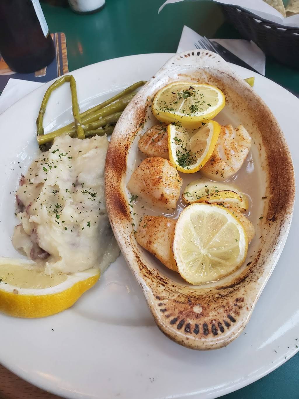 Peppers Garden & Grill | restaurant | 357 Main St, Winthrop, ME 04364, USA | 2073778877 OR +1 207-377-8877