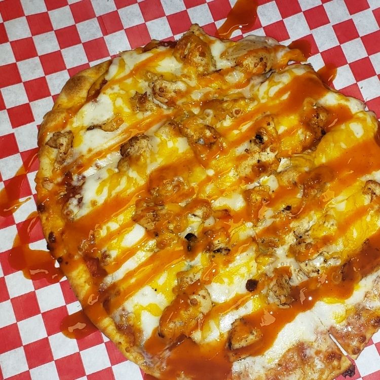 Kilted Buffalo | restaurant | 1212 Central Ave, Charlotte, NC 28204, USA | 9803550218 OR +1 980-355-0218