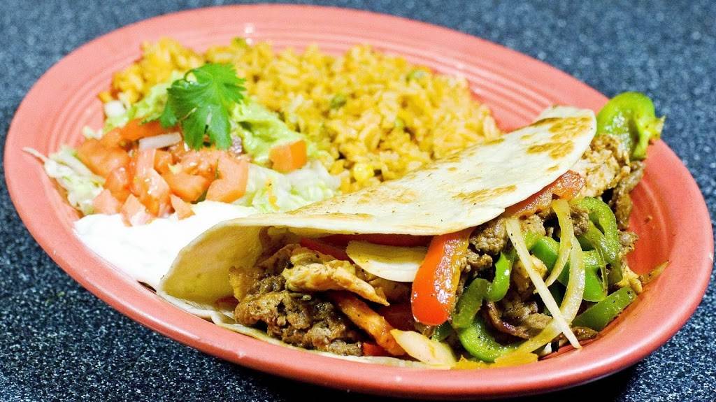 Jalapenos Mexican Grill | restaurant | 107 Charlotte Rd a, Savannah, GA 31410, USA | 9128978245 OR +1 912-897-8245