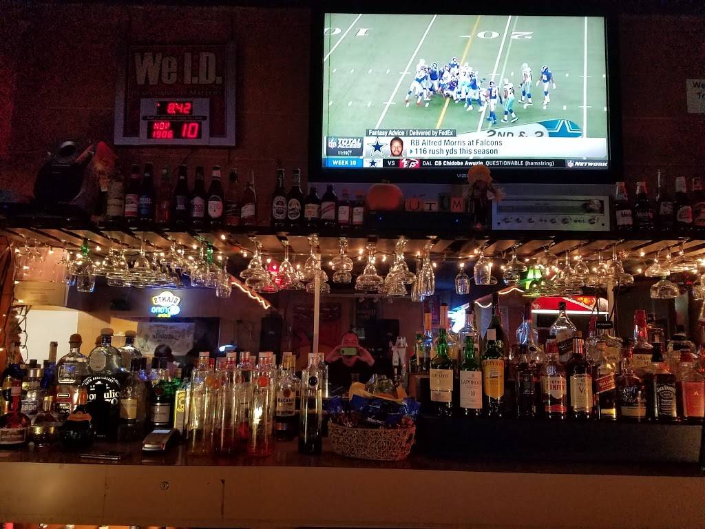 J.Ks Brickhouse Sports Bar & Grill | restaurant | 360 Adeline St, Oakland, CA 94607, USA | 5108325200 OR +1 510-832-5200