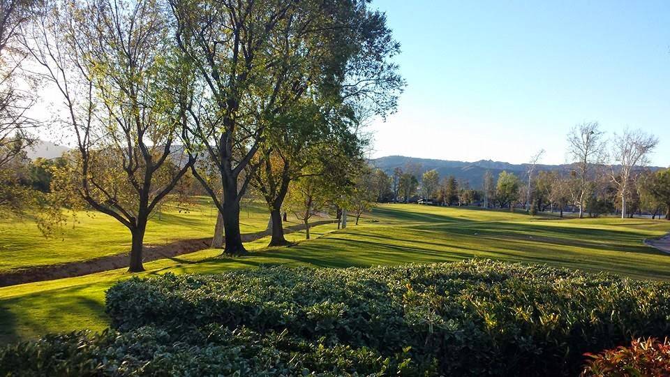 Simi Hills Golf Course | restaurant | 5031 Alamo St, Simi Valley, CA 93063, USA | 8055220803 OR +1 805-522-0803