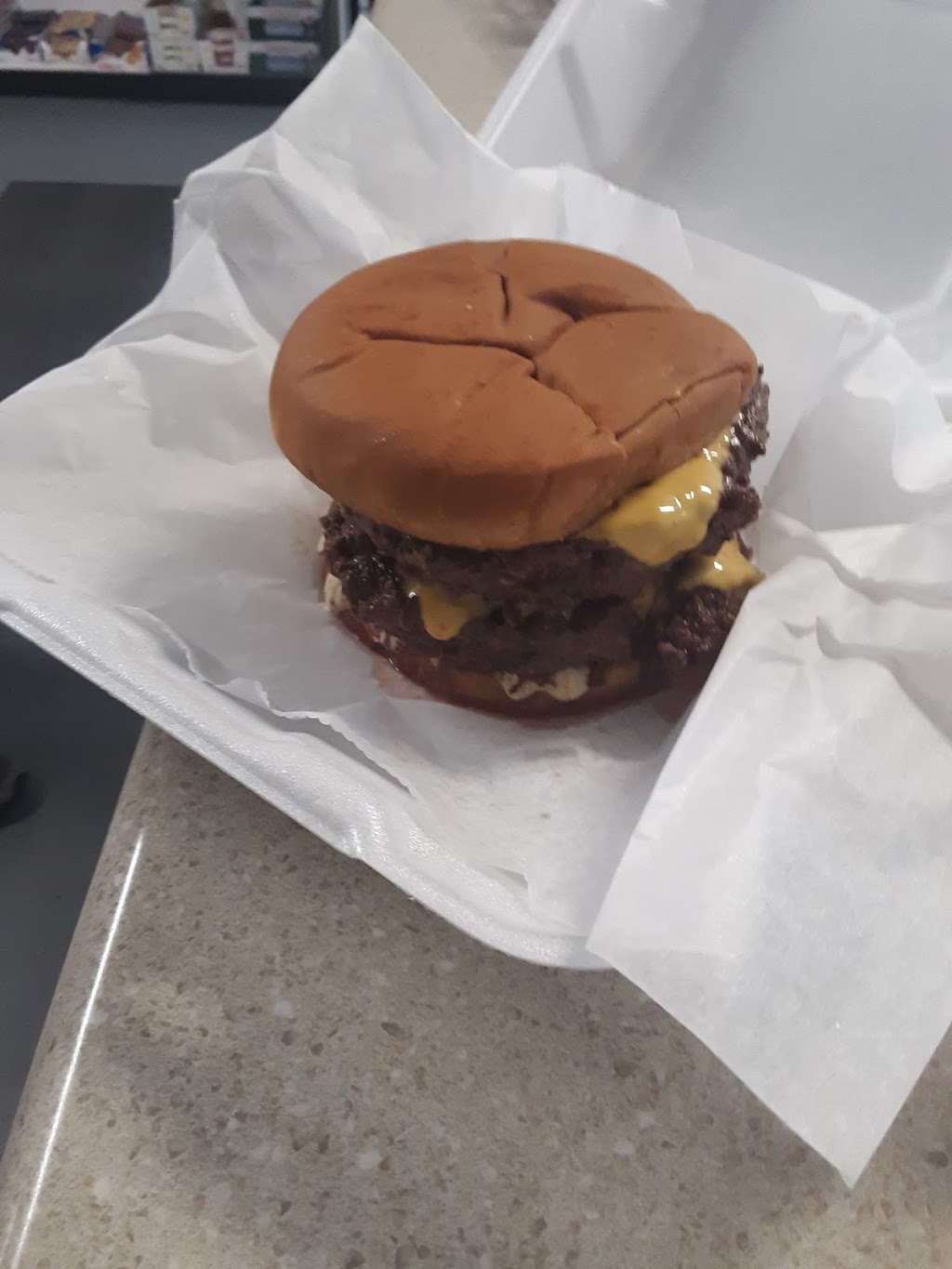 Big Creek Market | restaurant | 4011 Big Creek Rd, Hartford, TN 37753, USA | 4237209520 OR +1 423-720-9520