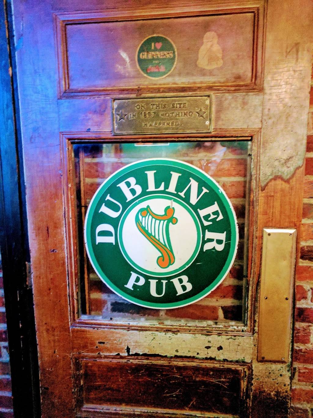 Dubliner pub | restaurant | 1205 Harney St, Omaha, NE 68102, USA | 4023425887 OR +1 402-342-5887