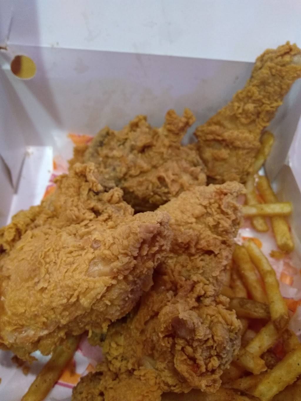 Popeyes Louisiana Kitchen | restaurant | 2301 W Jefferson St, Joliet, IL 60435, USA | 8157301230 OR +1 815-730-1230