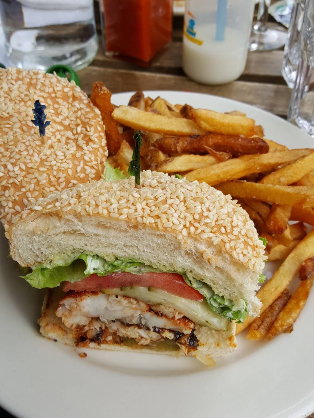 Enids | restaurant | 560 Manhattan Ave, Brooklyn, NY 11222, USA | 7183493859 OR +1 718-349-3859