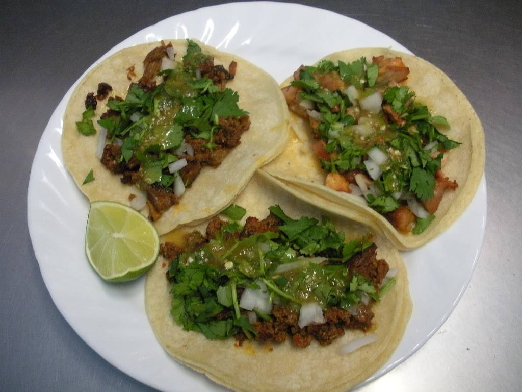 Giovannis Pizza & Mexican Food | meal delivery | 1526 S Flower St, Santa Ana, CA 92707, USA | 7145570900 OR +1 714-557-0900