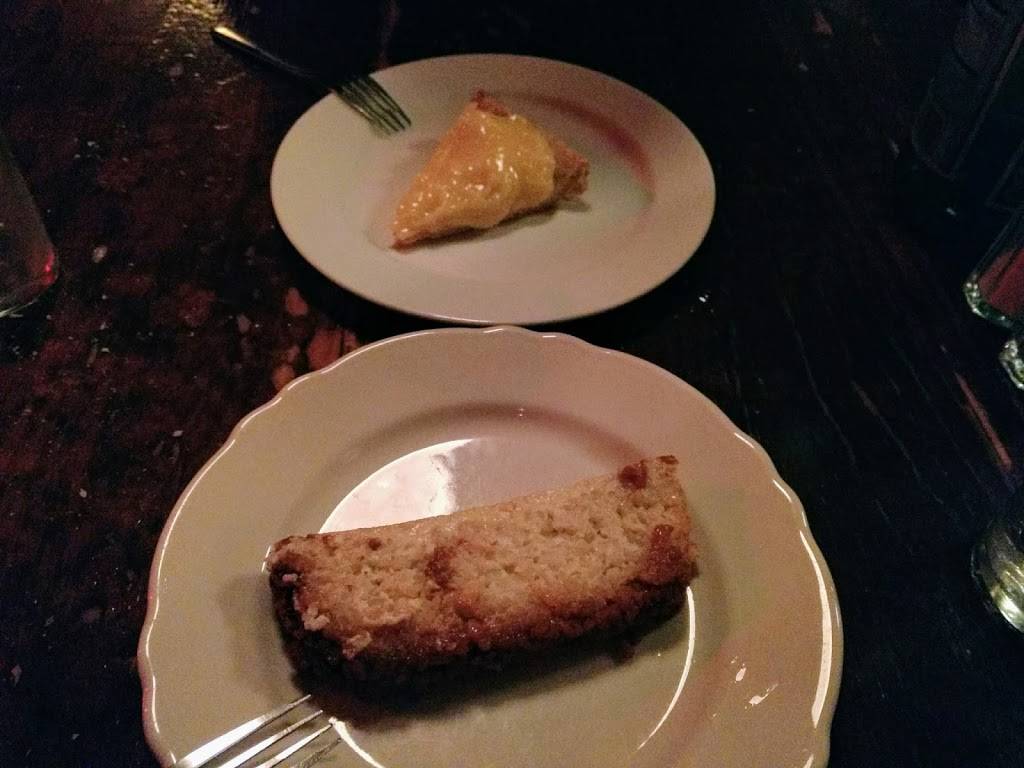 Mr. Martinos Trattoria | restaurant | 1646 E Passyunk Ave, Philadelphia, PA 19148, USA | 2157550663 OR +1 215-755-0663