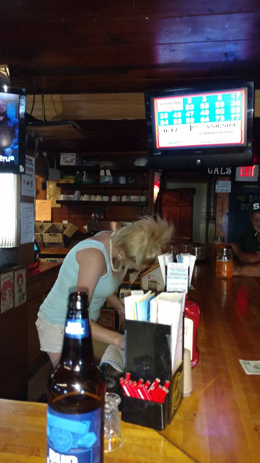 THE MULLIKEN ROADHOUSE | restaurant | 70 W Grand Ledge Hwy, Mulliken, MI 48861, USA | 5179486008 OR +1 517-948-6008