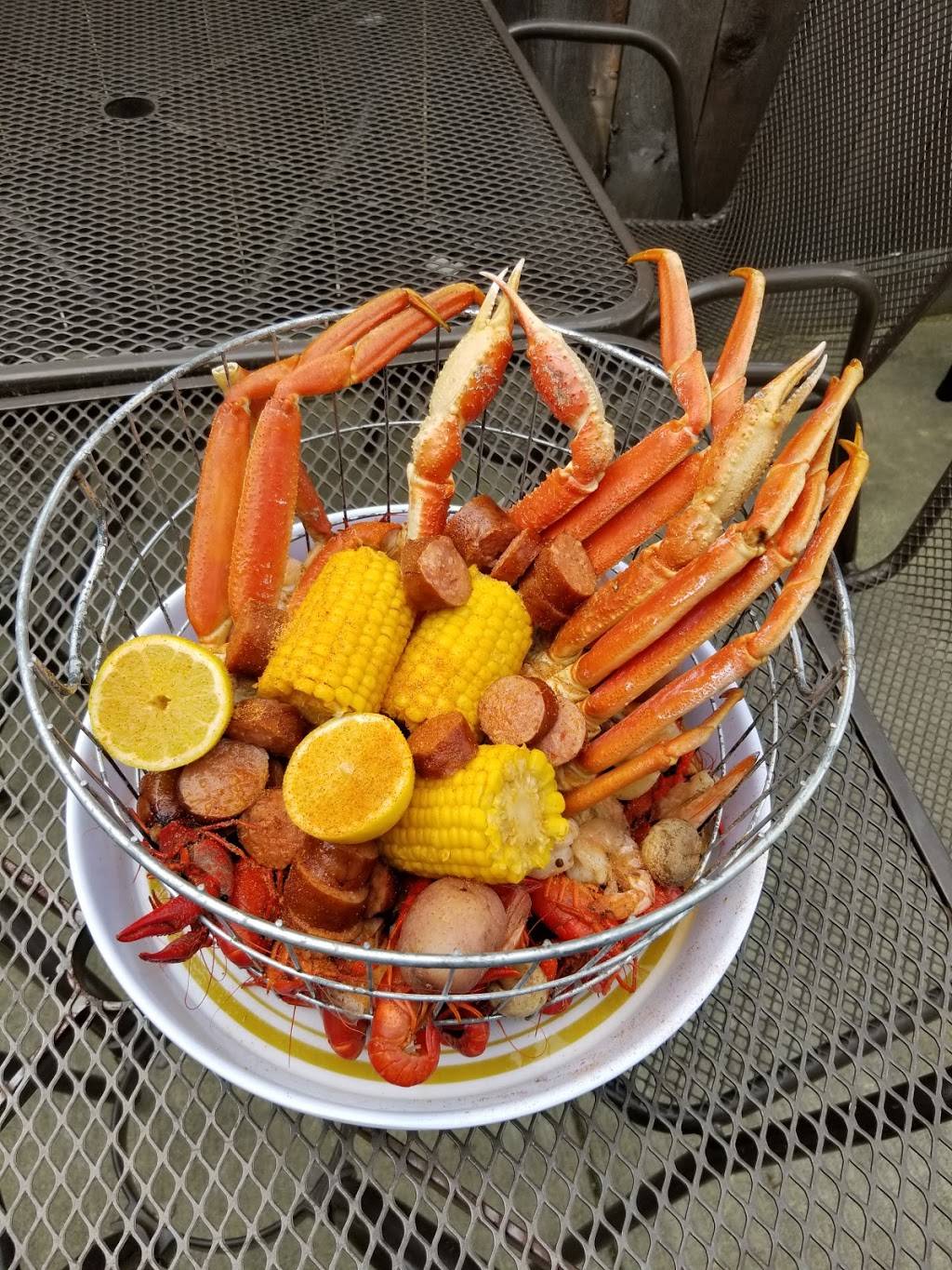 Ronny Gs Sports Bar & Grill | restaurant | 1027 Sawdust Rd Ste 400, The Woodlands, TX 77380, USA | 3468310953 OR +1 346-831-0953