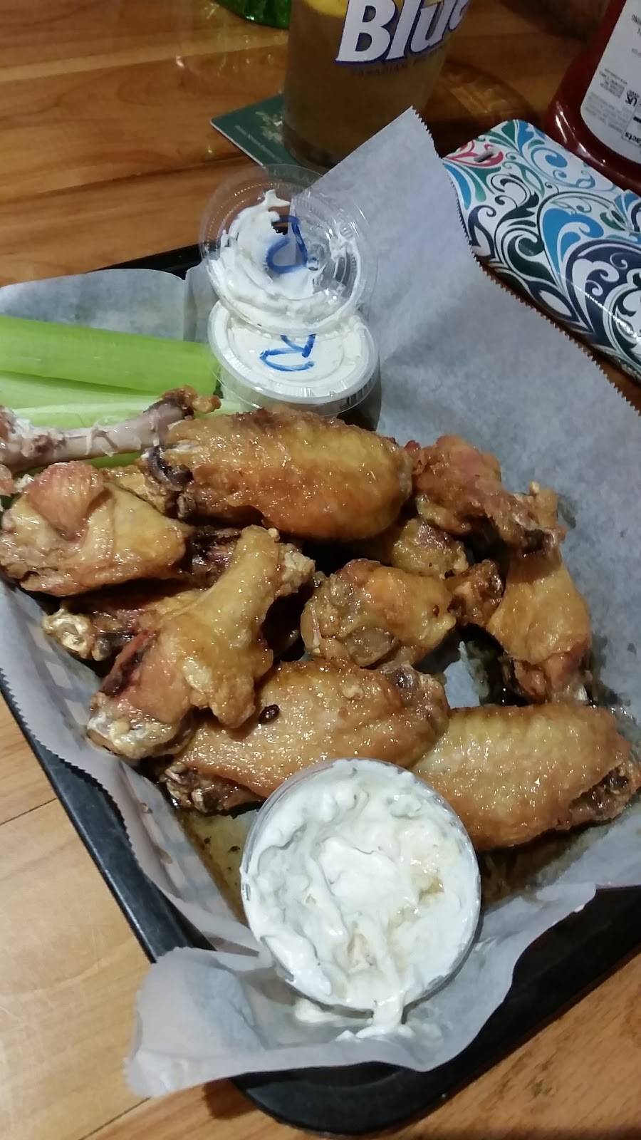 Village Cafe & Tavern | restaurant | 6640 US-7, North Ferrisburgh, VT 05473, USA | 8025392149 OR +1 802-539-2149