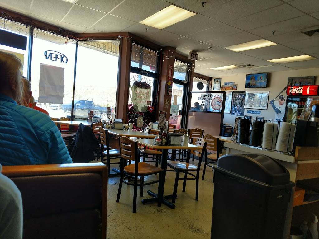 Spill The Beans Cafe & American Grill | cafe | 65 Millpond Pkwy, Monroe, NY 10950, USA | 8456373486 OR +1 845-637-3486