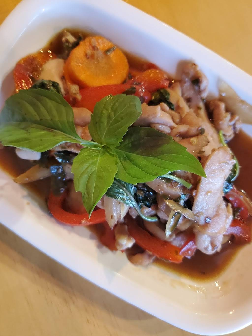 Gubkaothai | restaurant | 52 Jay St, Brooklyn, NY 11201, USA | 3479160515 OR +1 347-916-0515