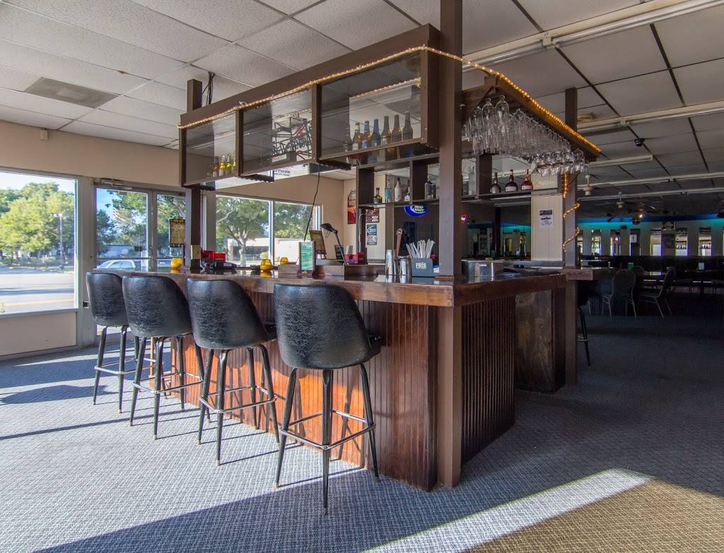 Cruisers Lounge | night club | 1517 SE 47th Terrace, Cape Coral, FL 33904, USA | 2396738002 OR +1 239-673-8002