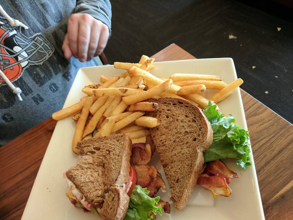 OCharley’s Restaurant & Bar | restaurant | 1650 Georgesville Square Dr, Columbus, OH 43228, USA | 6148532748 OR +1 614-853-2748