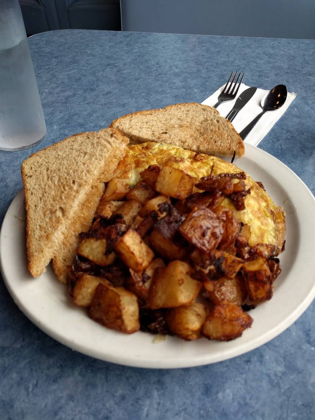 Downtown Diner | restaurant | 2728 Main St, Lake Placid, NY 12946, USA | 5185233709 OR +1 518-523-3709