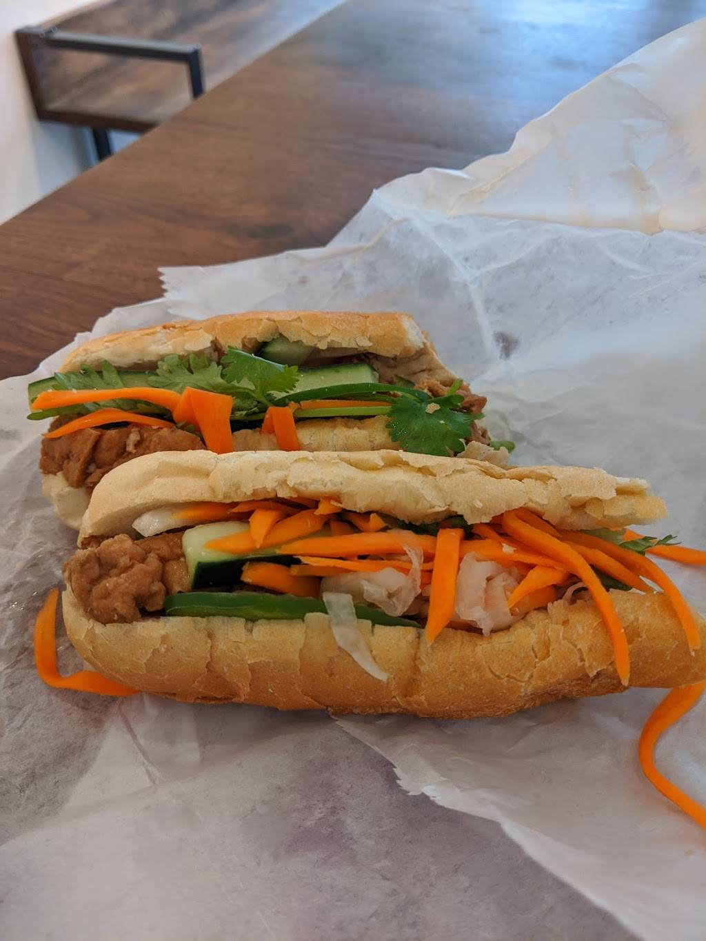 Hello Vietnam | restaurant | 722 N 2nd St, Philadelphia, PA 19123, USA | 2159222800 OR +1 215-922-2800