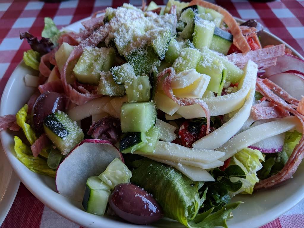 Portillos Hot Dogs | meal takeaway | 221 E Townline Rd, Vernon Hills, IL 60061, USA | 8473677290 OR +1 847-367-7290