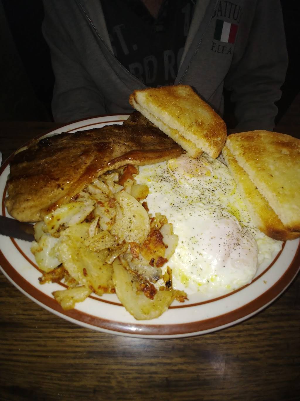 Our Place | restaurant | 519 S Broadway, Green Bay, WI 54303, USA | 9204323060 OR +1 920-432-3060