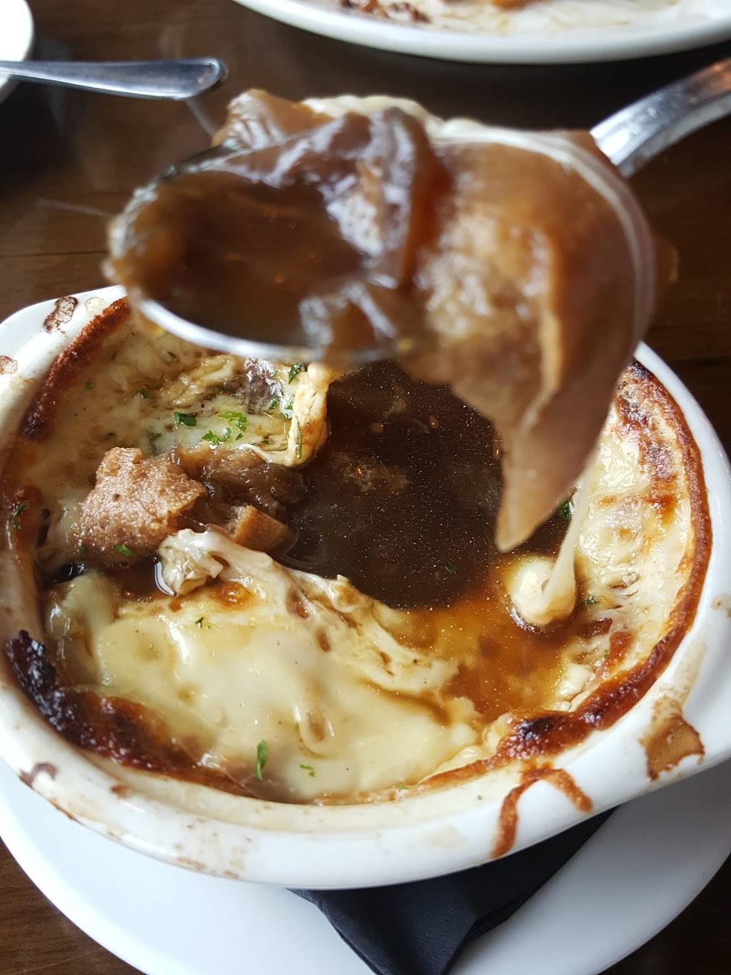 The Station Taphouse | restaurant | 194 W Ashland St, Doylestown, PA 18901, USA | 2153481663 OR +1 215-348-1663